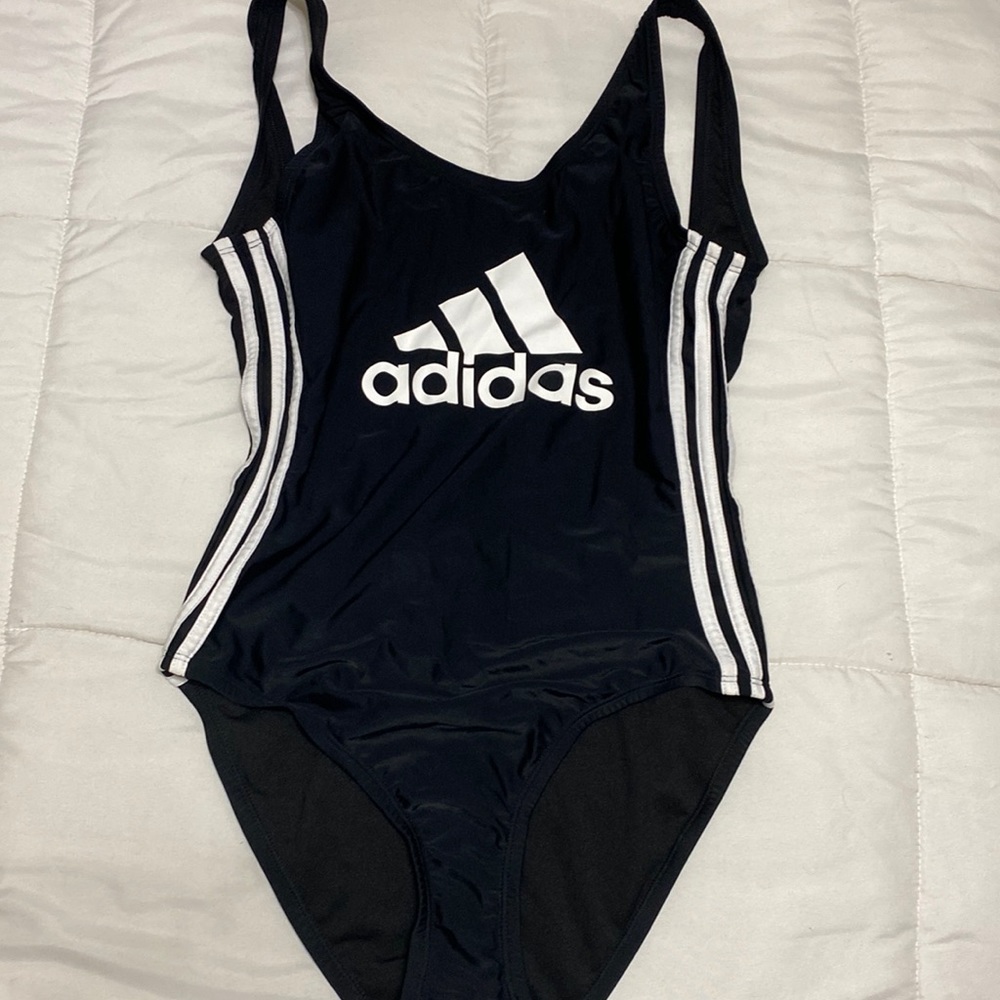 Adidas one piece sz LARGE NWT